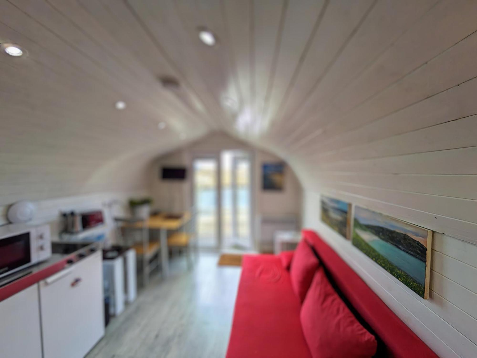 Вилла Glamping Pod For 2 Pod Beag Na Haun Eriskay Экстерьер фото