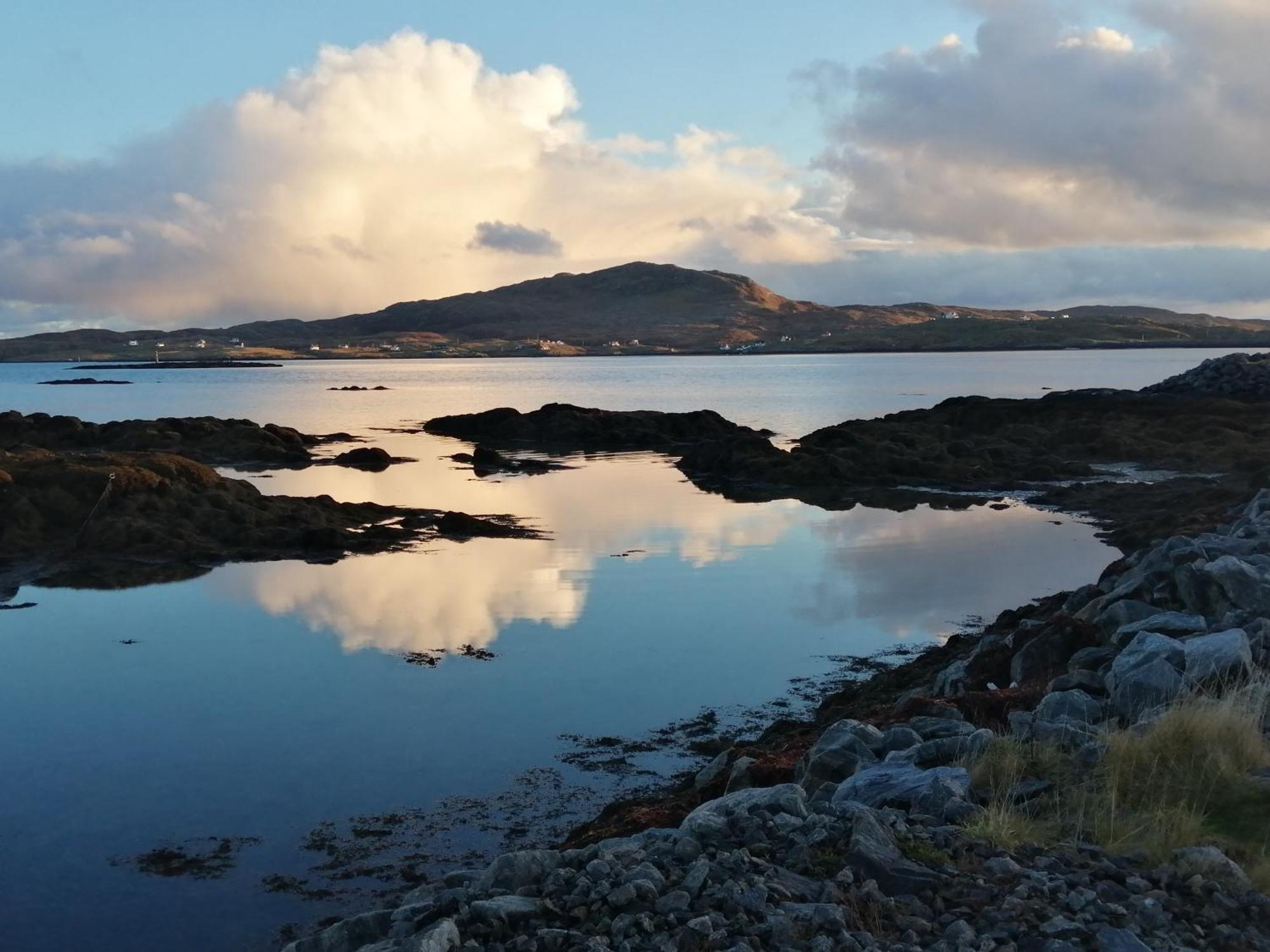 Вилла Glamping Pod For 2 Pod Beag Na Haun Eriskay Экстерьер фото